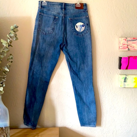 Lucky brand straight leg  jeans with 1990 patch - Picture 2 of 4